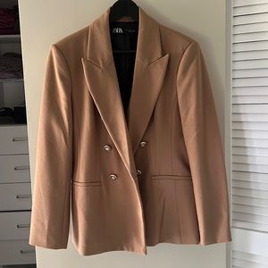 Tailored double breasted blazer from Zara